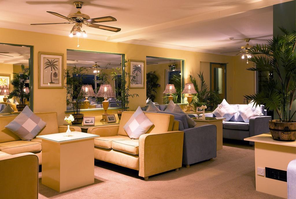 Biarritz Hotel St Brelade Buitenkant foto