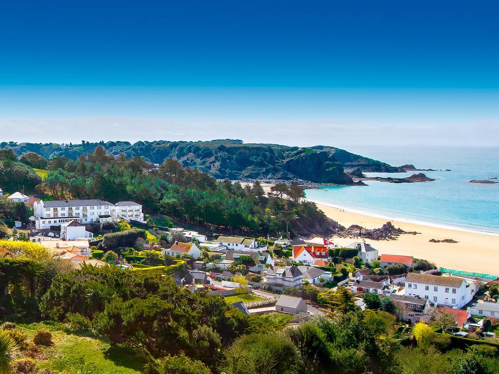 Biarritz Hotel St Brelade Buitenkant foto