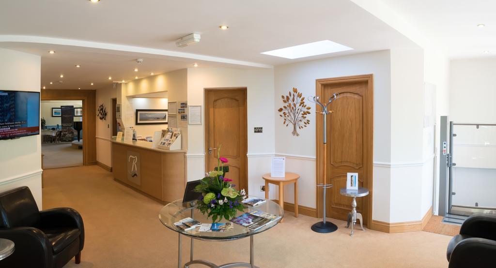 Biarritz Hotel St Brelade Buitenkant foto