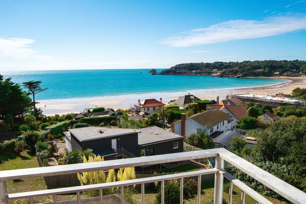 Biarritz Hotel St Brelade Buitenkant foto