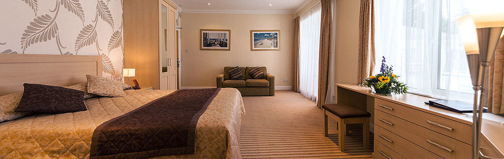 Biarritz Hotel St Brelade Buitenkant foto